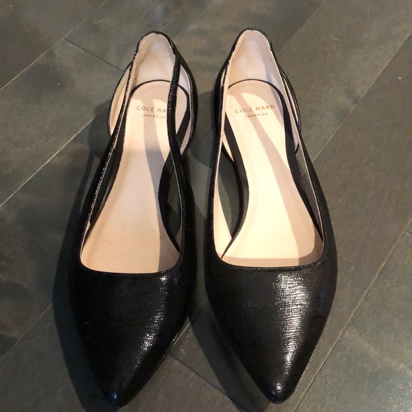 Cole Haan Black flats with cut out detail! - Picture 1 of 3